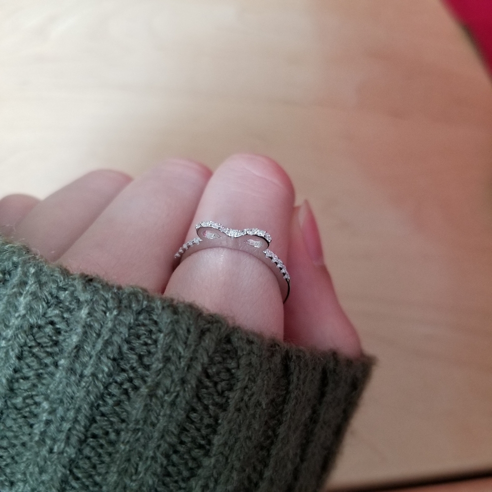 Balerina Ribbon Dainty Ring - Picture 5 of 6